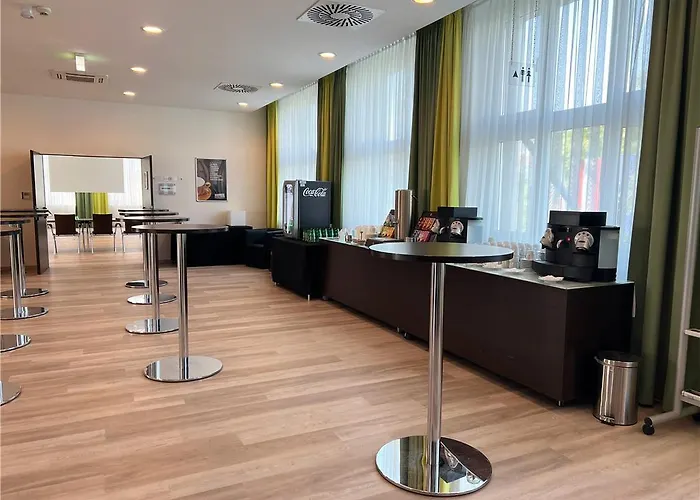 ライナーズ ホテル 4*